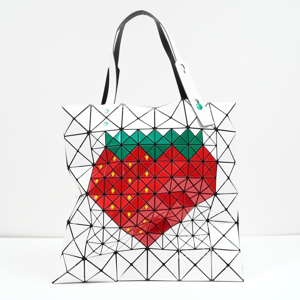 Bao Bao Issey Miyake Fruits Strawberry Tote Bag White Red Japan 2025